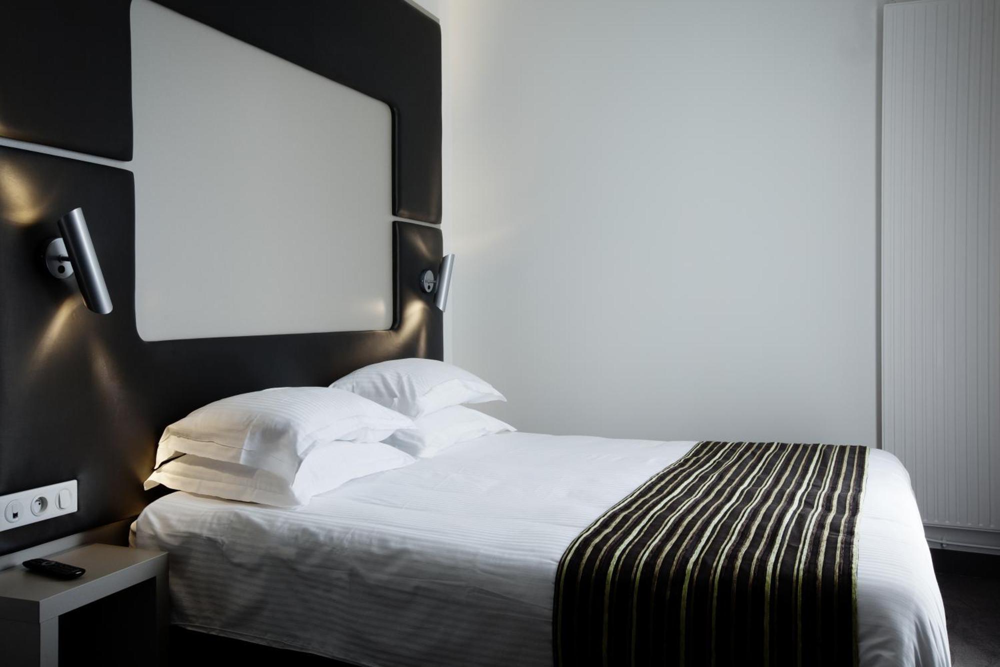 Brit Hotel De Grignan Vichy Eksteriør billede