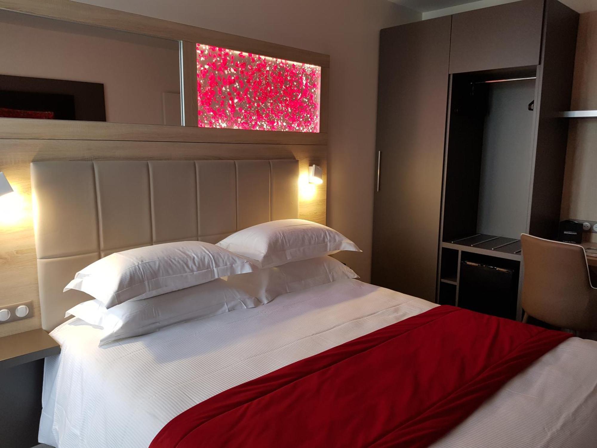 Brit Hotel De Grignan Vichy Eksteriør billede