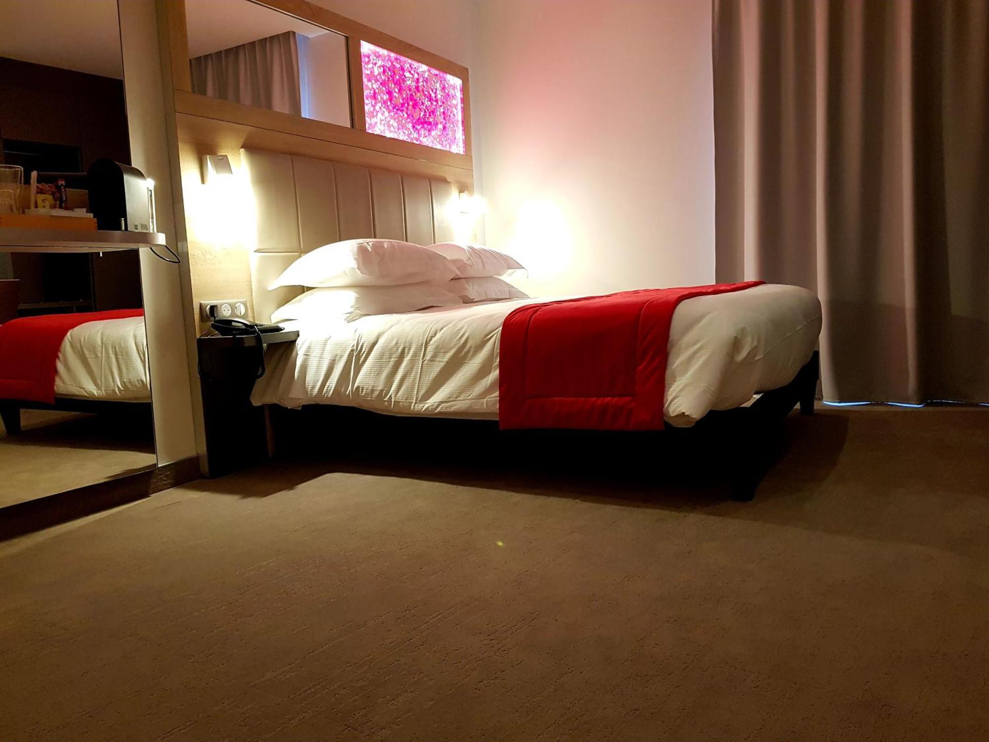 Brit Hotel De Grignan Vichy Eksteriør billede